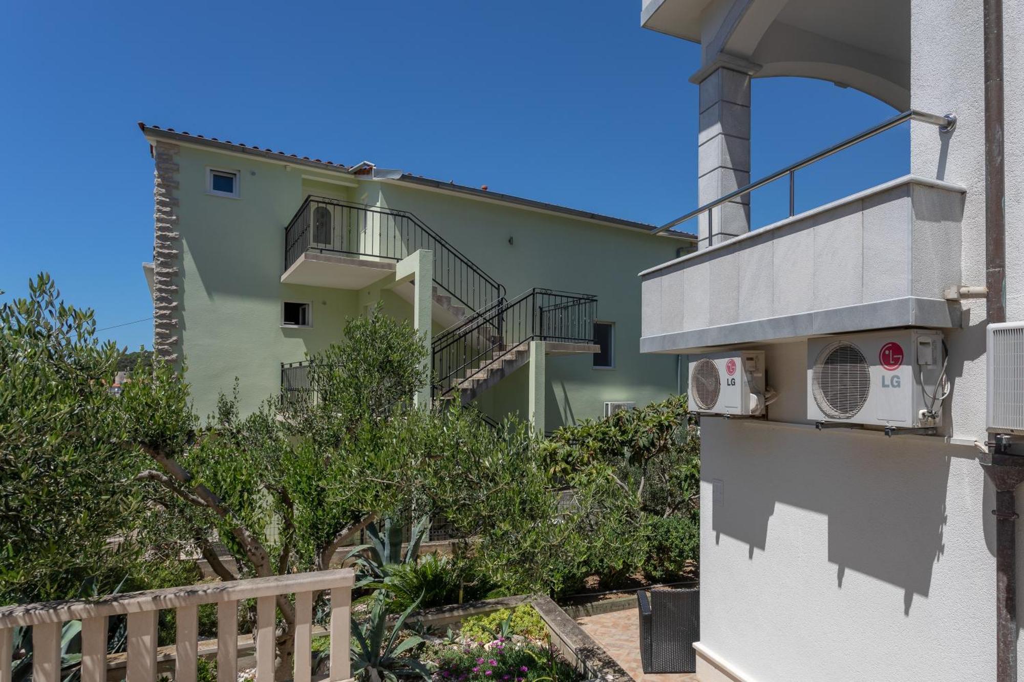 Apartmani Jakic 2 Hvar Town Exterior foto